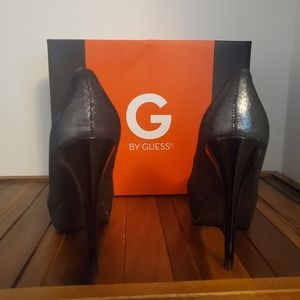 GUESS Women shoes